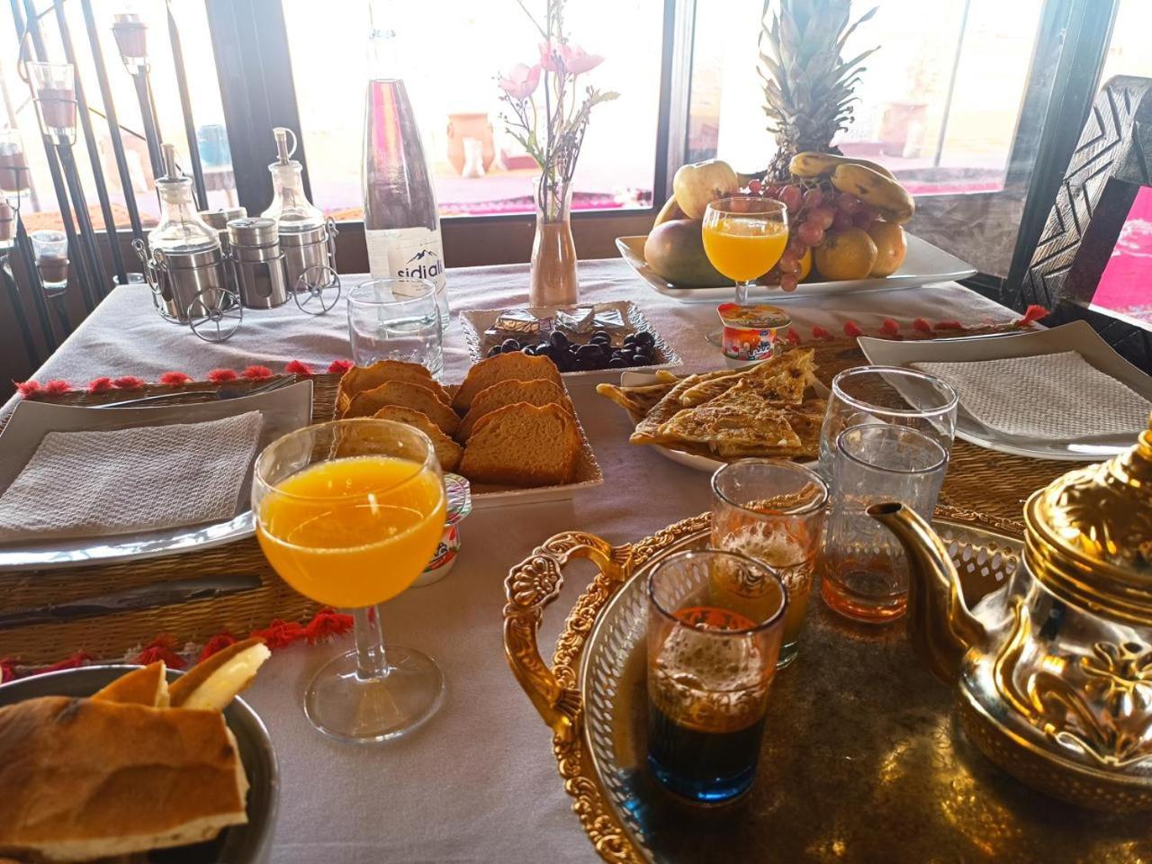 Merzouga Traditional Luxury Camp 외부 사진