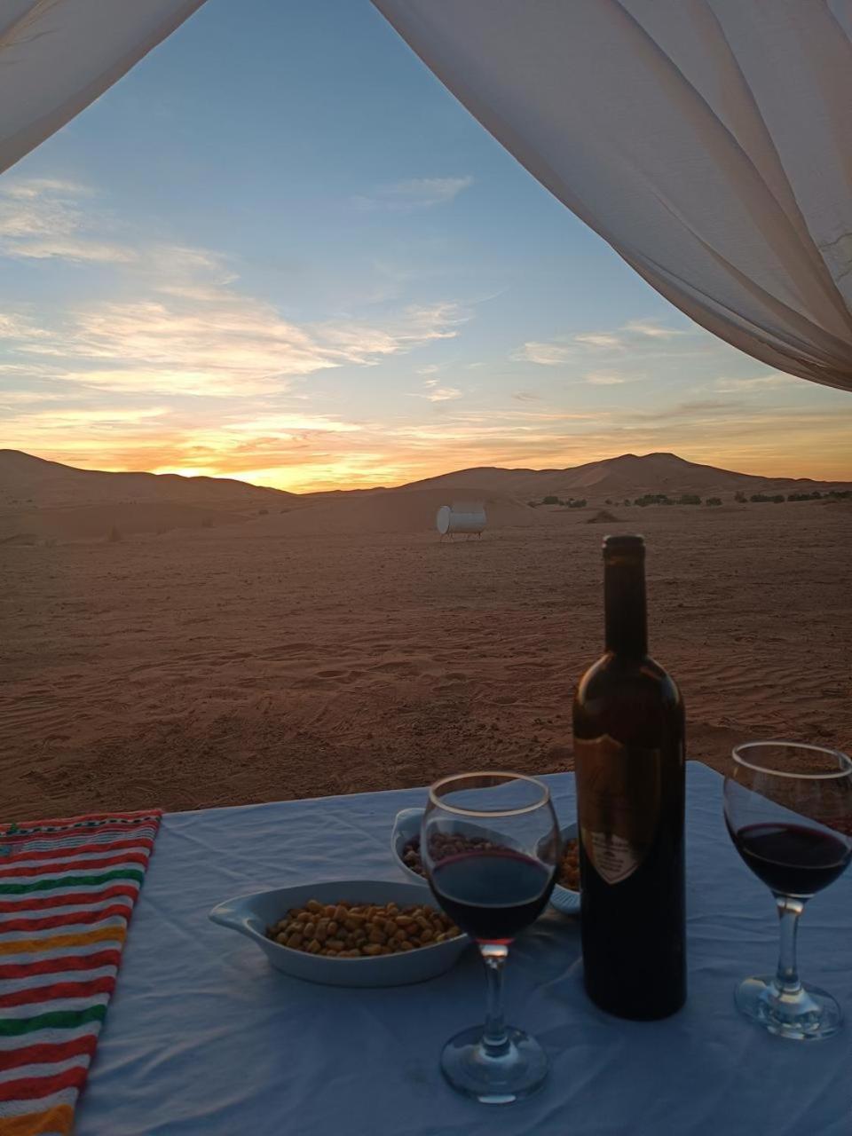Merzouga Traditional Luxury Camp 외부 사진